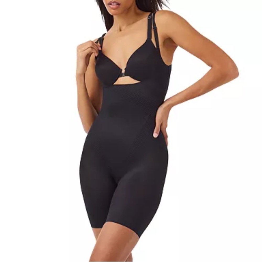 SPANX
Women's Thinstincts 2.0 Open-Bust Bodysuit